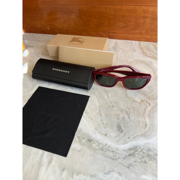 Burberry Burgundy Square Sunglasses - Picture 7 of 8